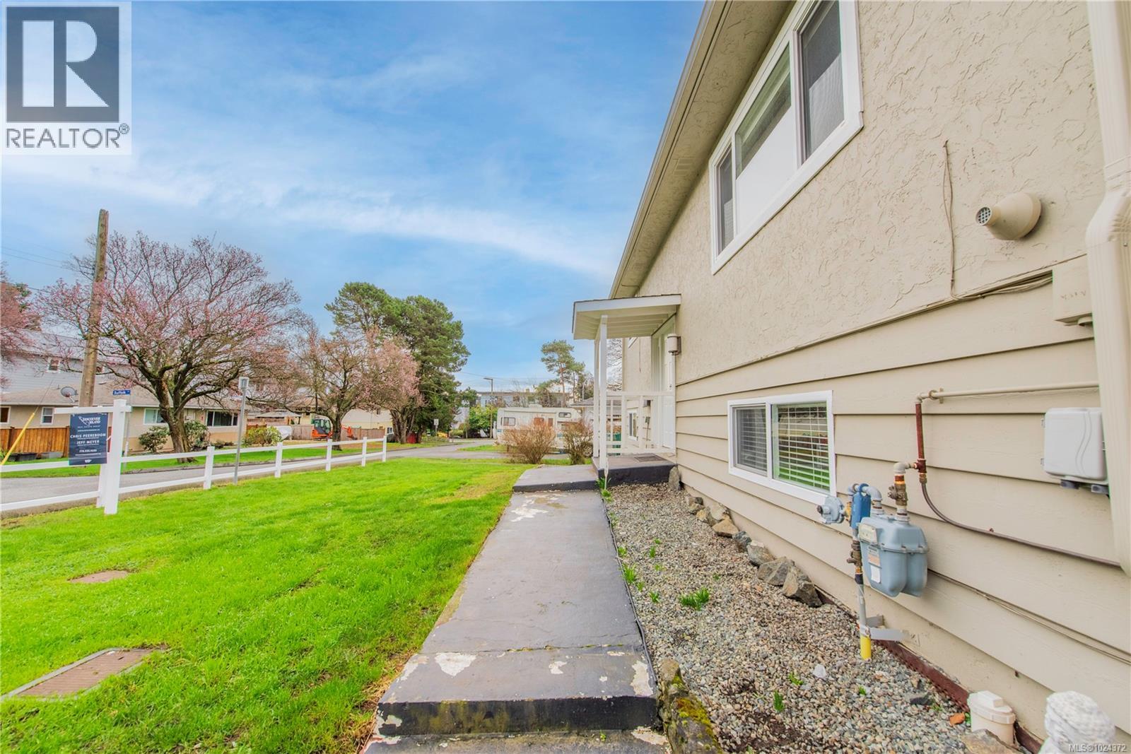  532 BOWLSBY Place, Victoria