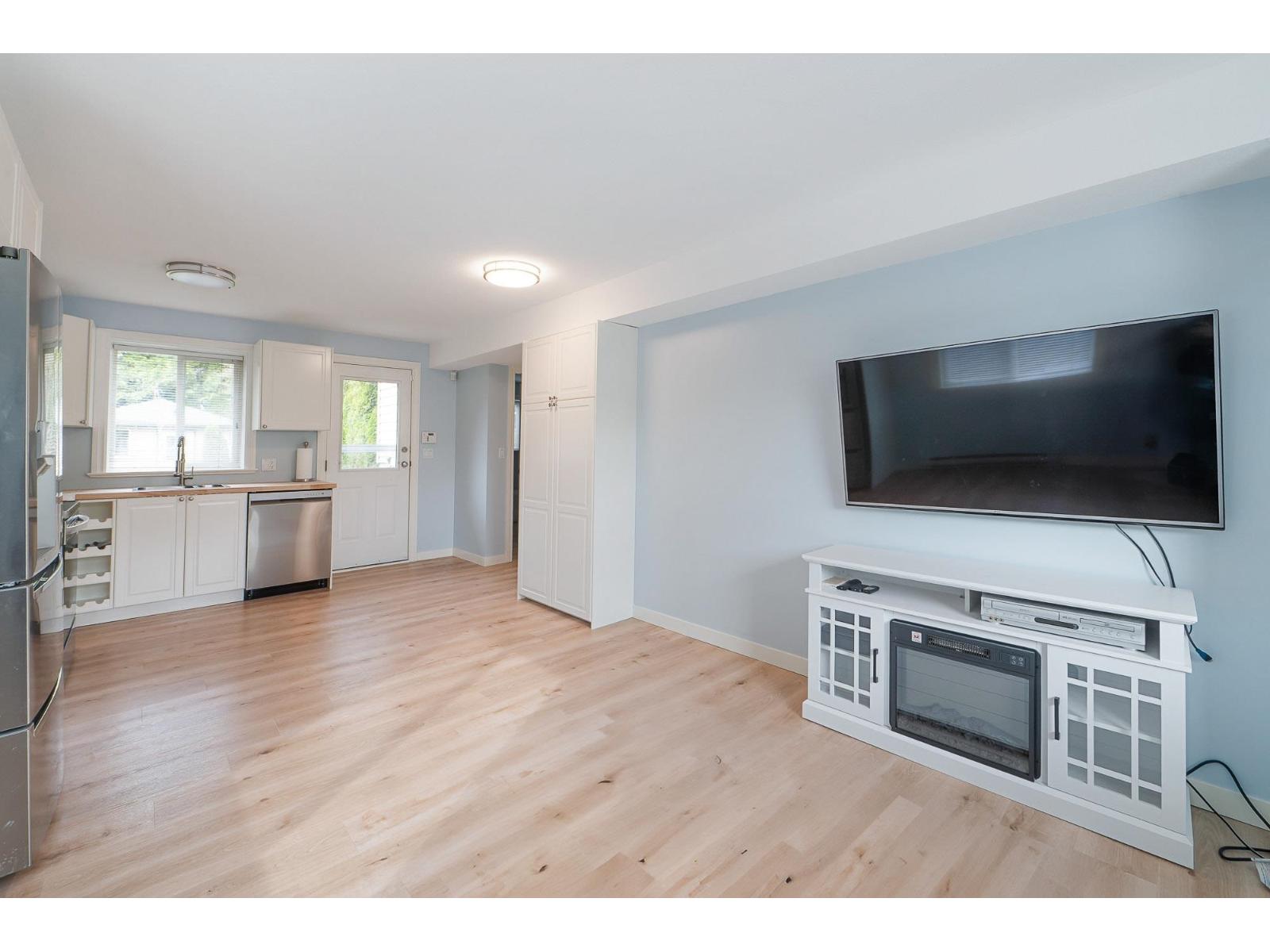 2107 ESSEX DRIVE, Abbotsford