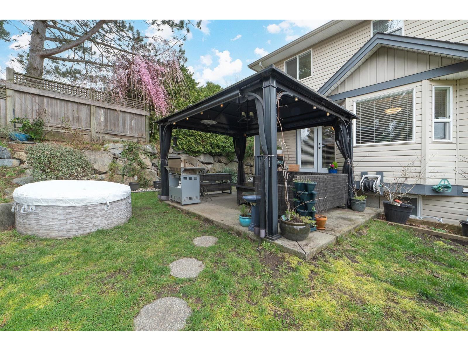 2107 ESSEX DRIVE, Abbotsford