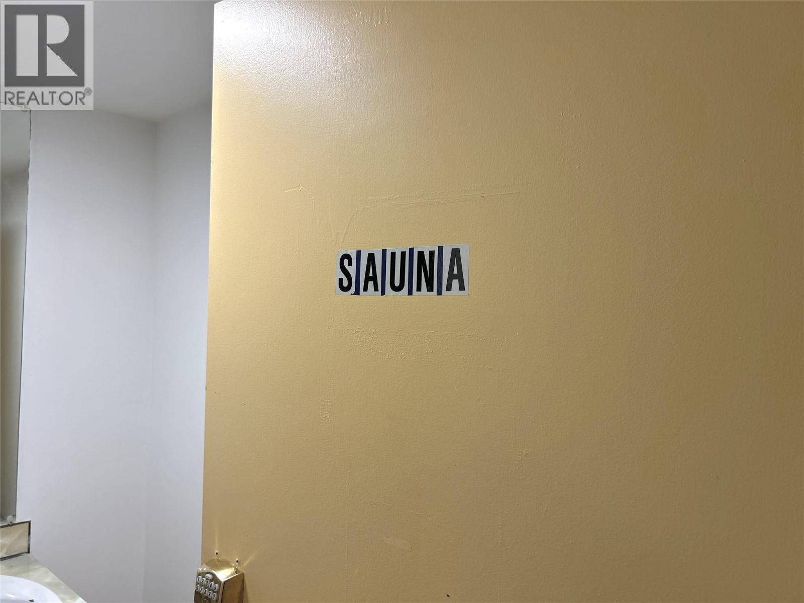 1611 NICKELPLATE Road Unit# 306, Rossland