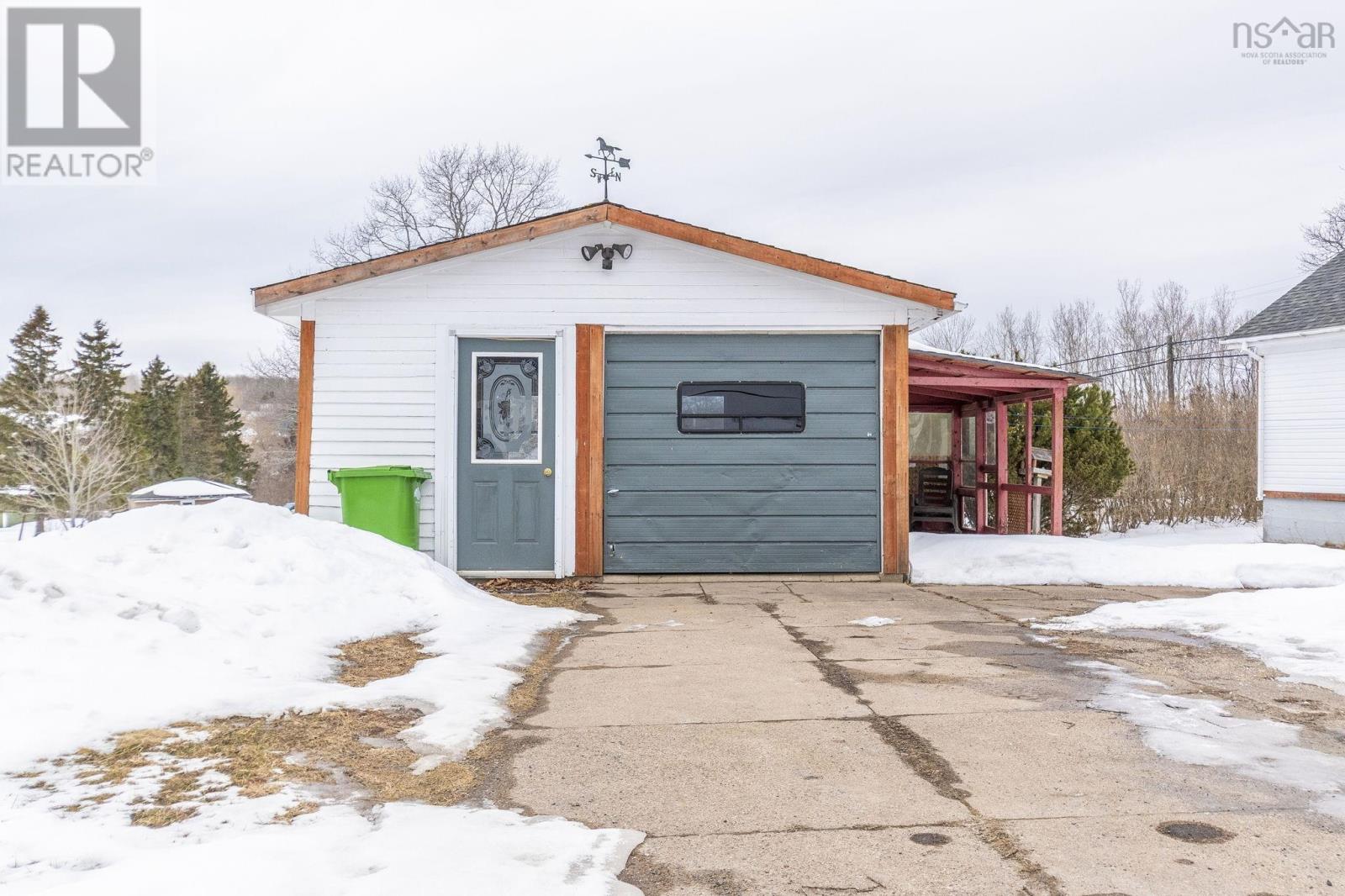 Property 26 of 26 of 12 Apple Tree Road