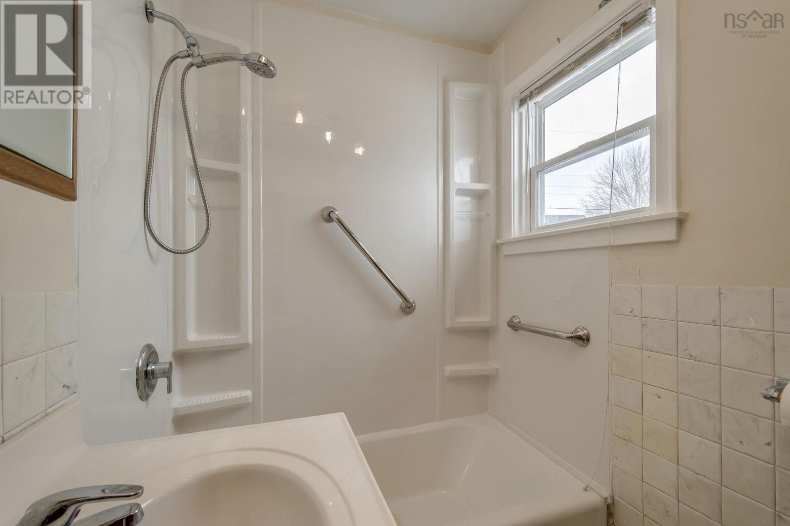 Property 14 of 26 of 12 Apple Tree Road