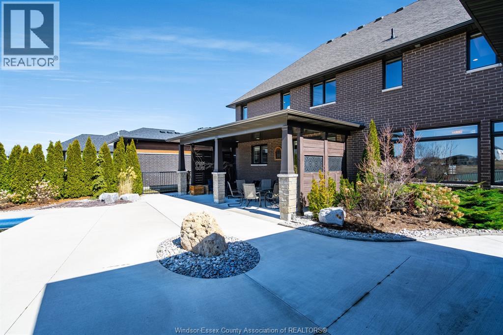 35 Augusta DRIVE - 34