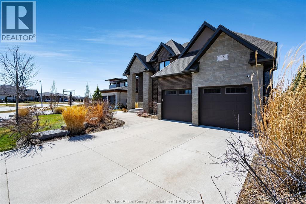 35 Augusta DRIVE - 42
