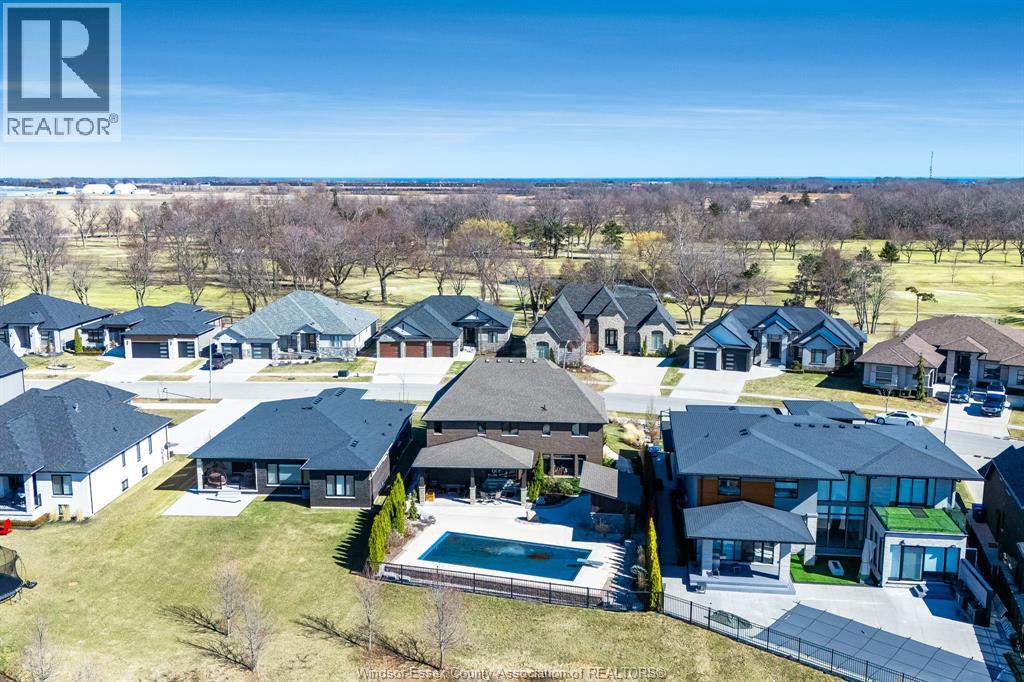 35 Augusta DRIVE - 45