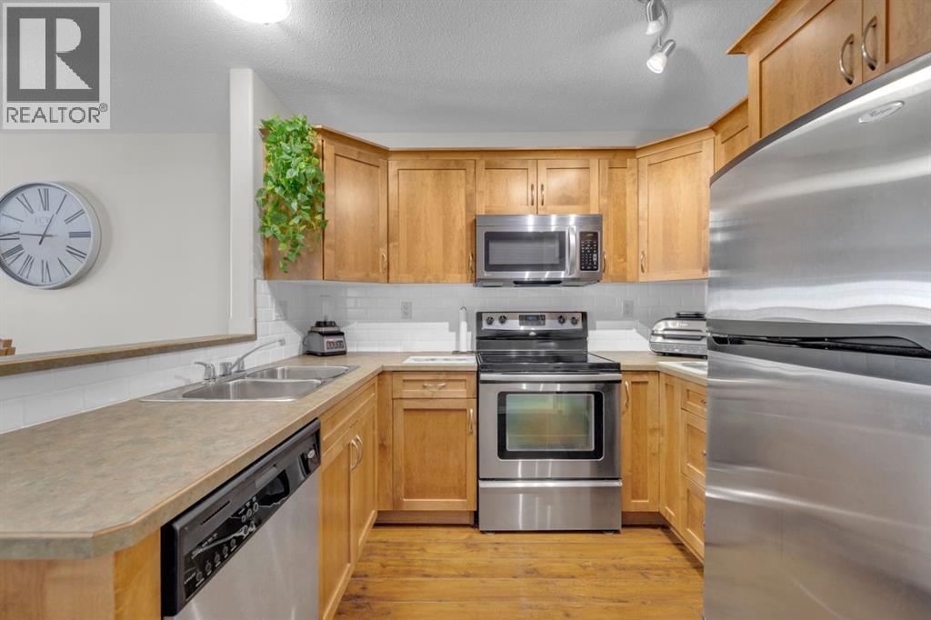 3807 50 Avenue, Ponoka