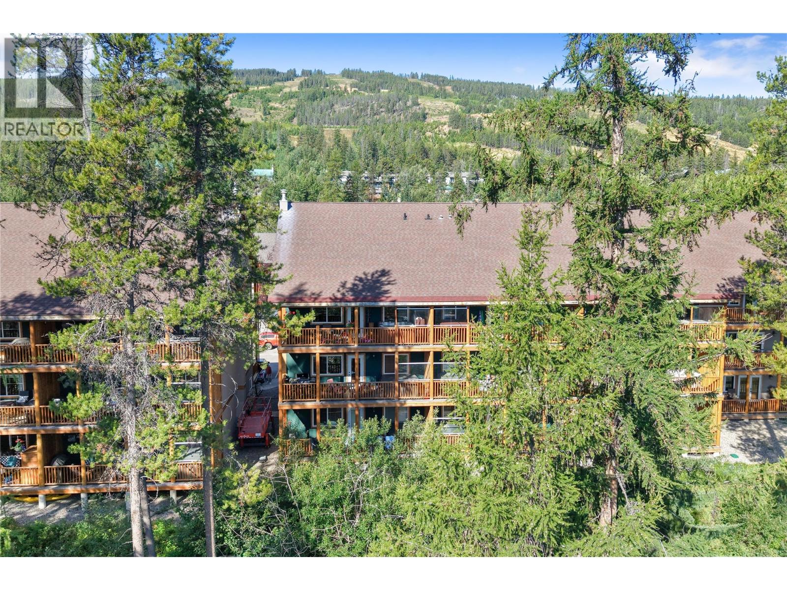 #307 890 DOGWOOD DRIVE - 32