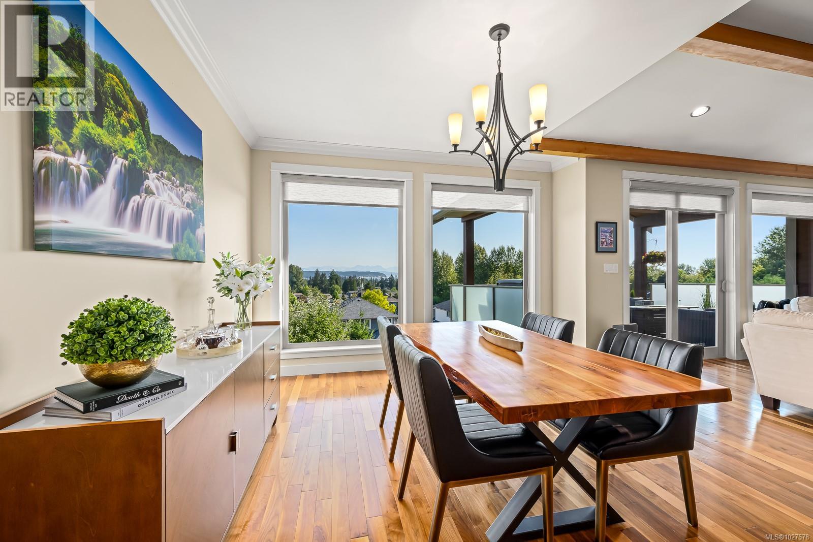 942 Timberline Dr, Campbell River