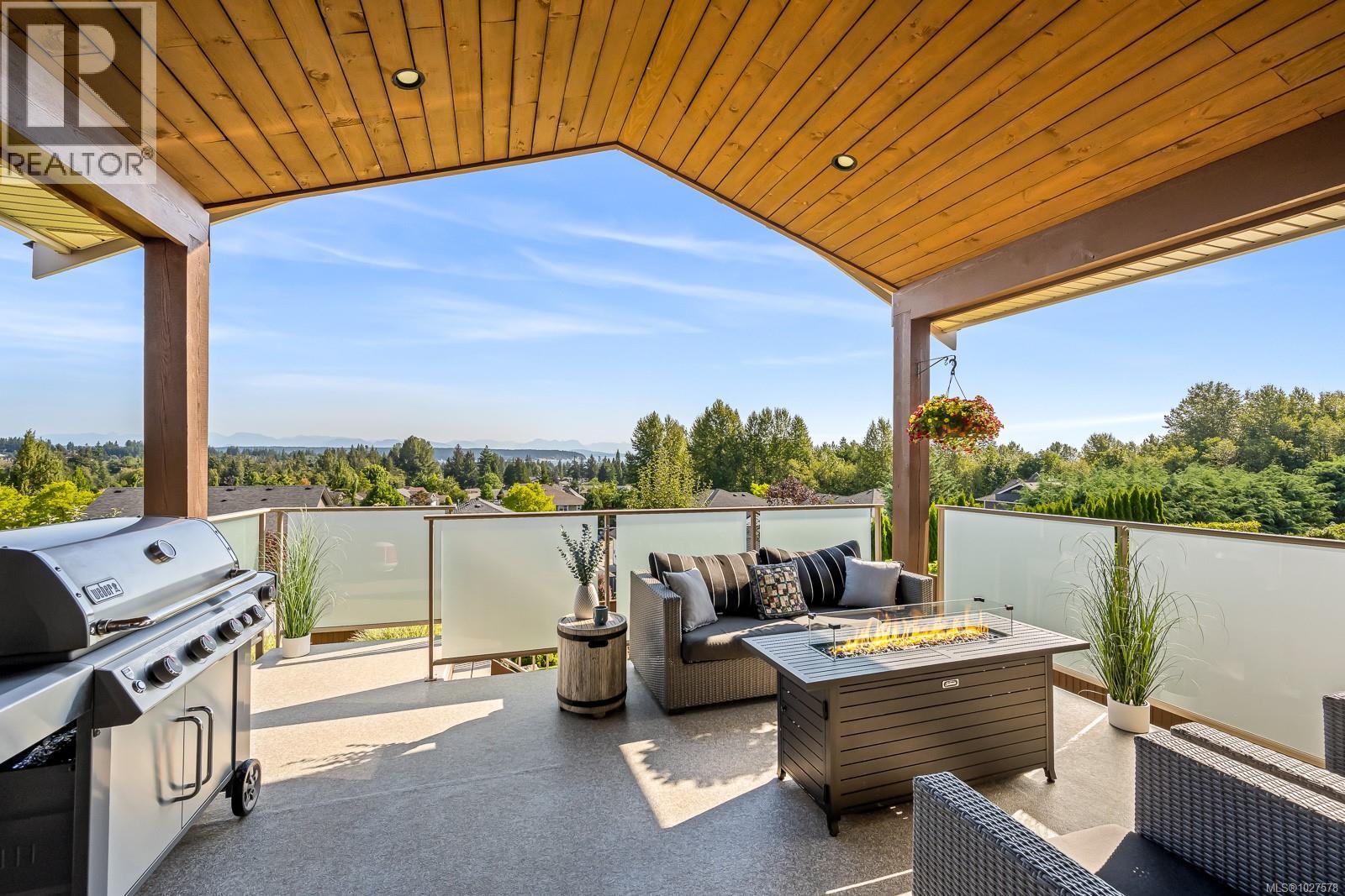 942 Timberline Dr, Campbell River