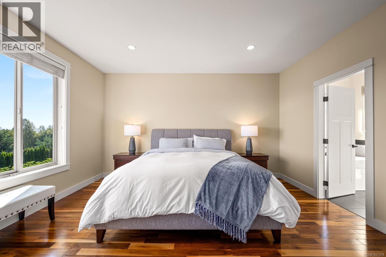 942 Timberline Dr, Campbell River