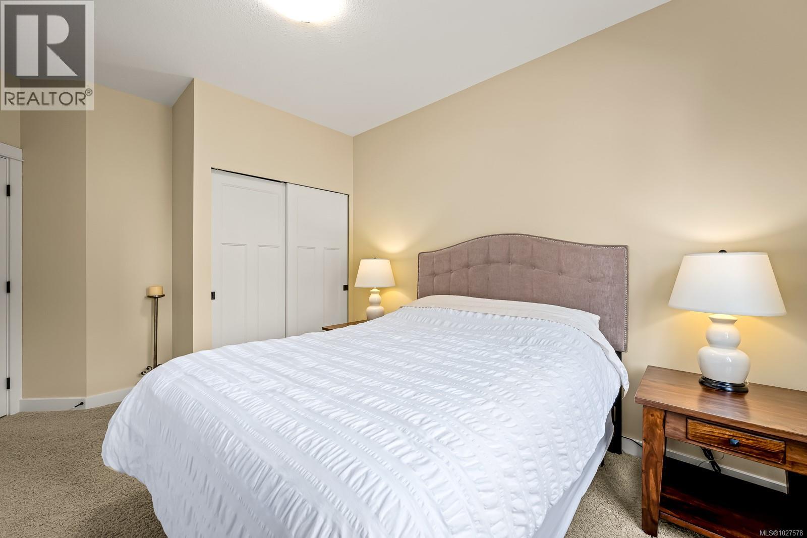 942 Timberline Dr, Campbell River