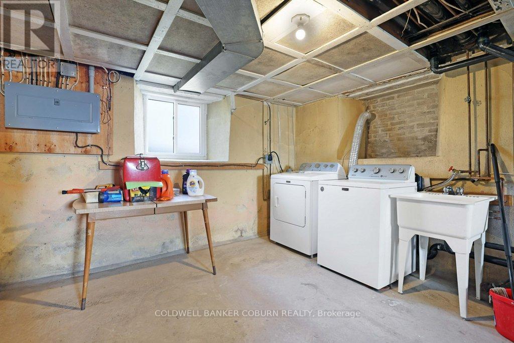 81 LAKESHORE DRIVE - Image 36