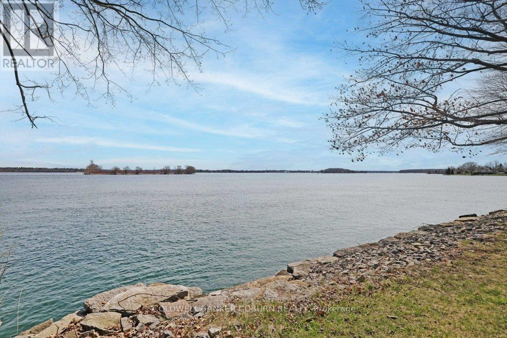 81 LAKESHORE DRIVE - Image 44