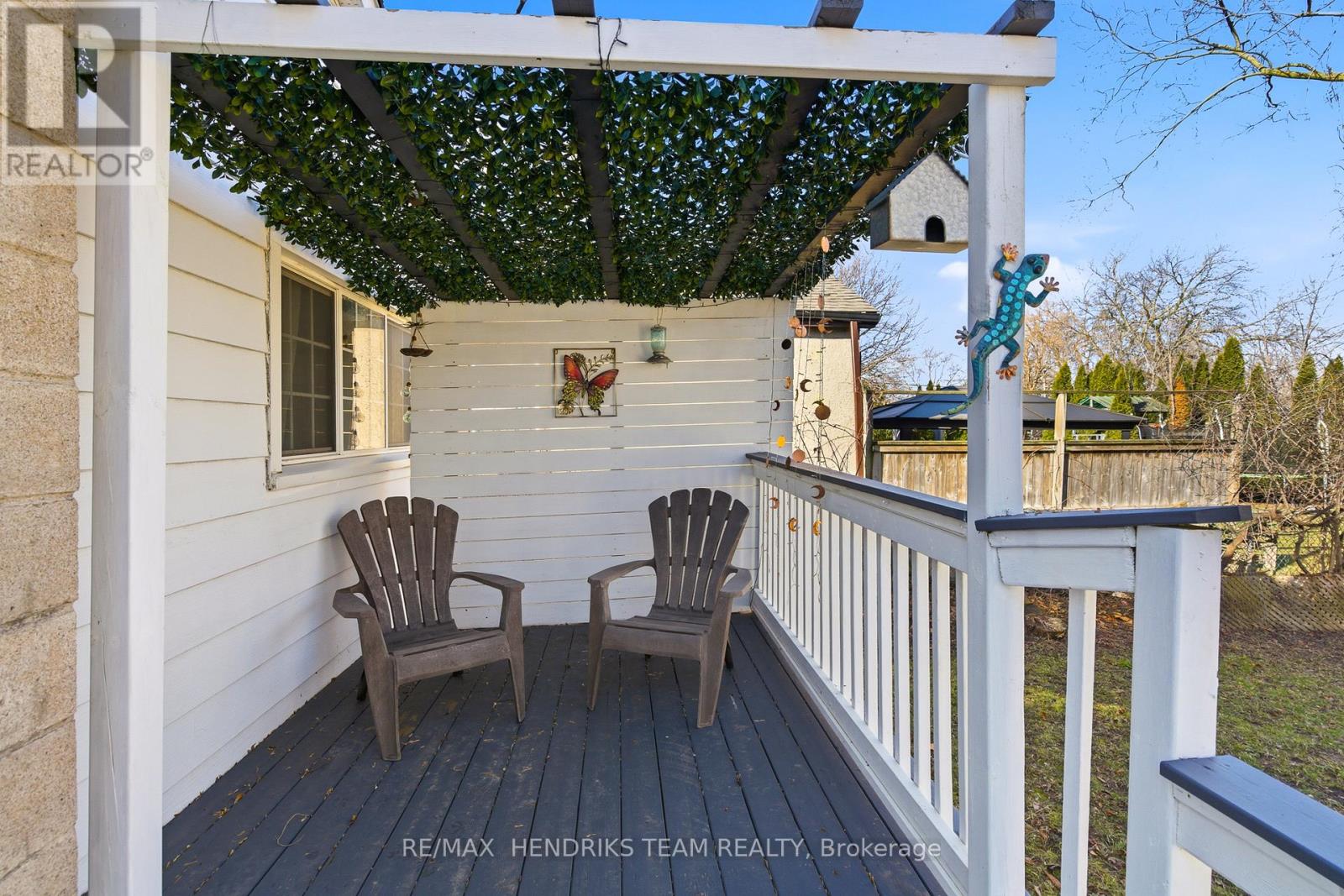 7 ELMWOOD AVENUE - 19