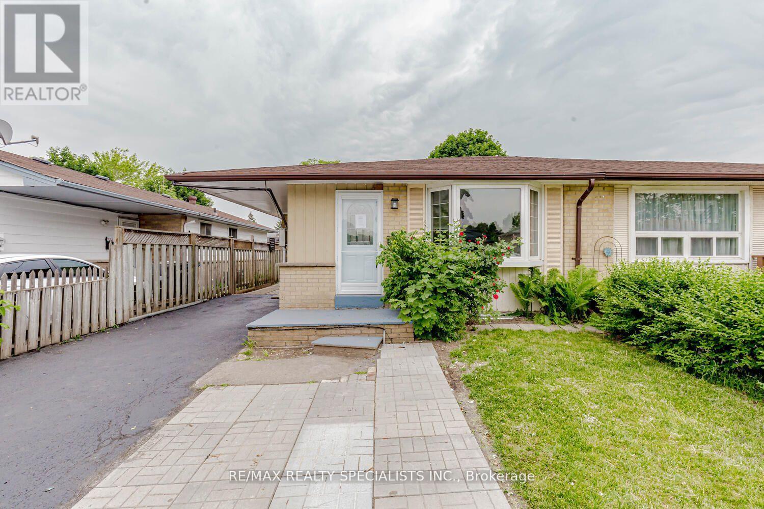 39 SEABORN ROAD - 1