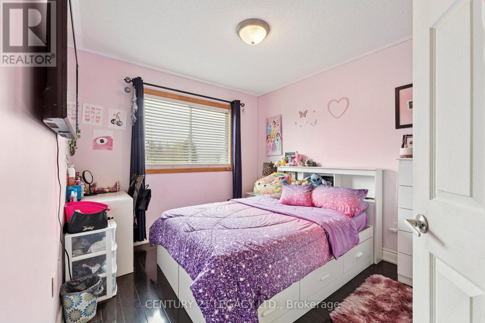 71 TOWNLEY CRESCENT - 22