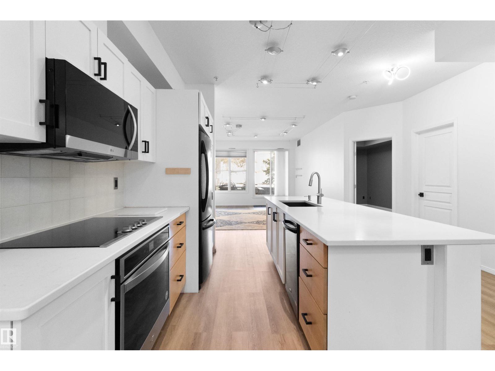 #110 9804 101 ST NW - 6