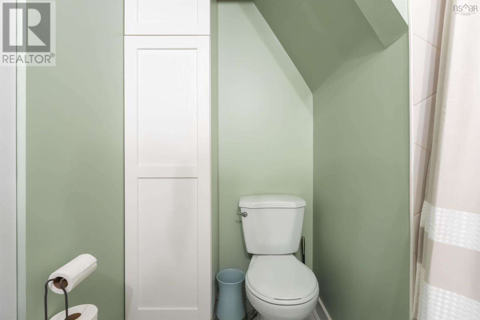 Property 24 of 44 of 17 Hardwood Lane South Branch