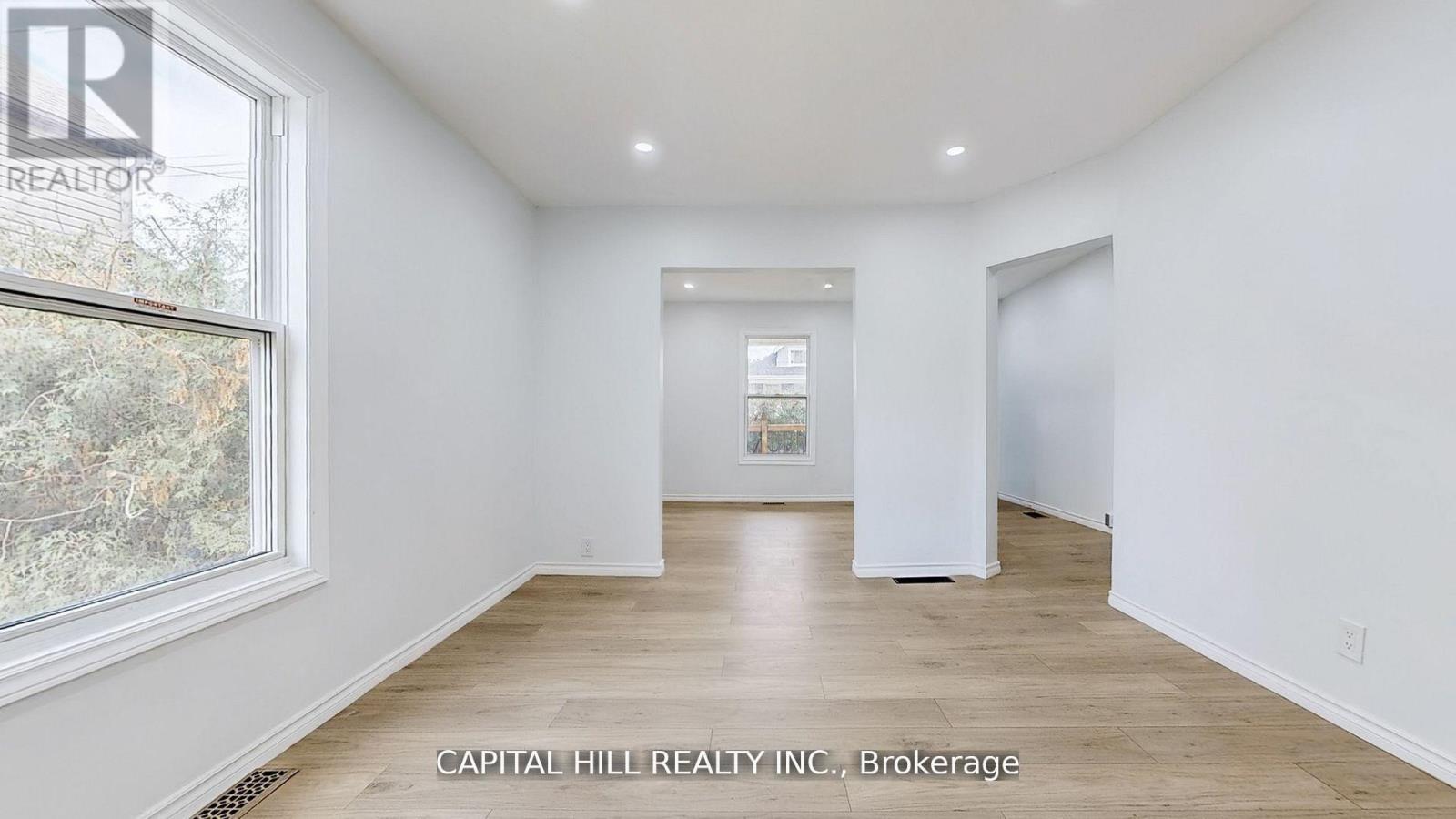 160 PICTON STREET E - 10