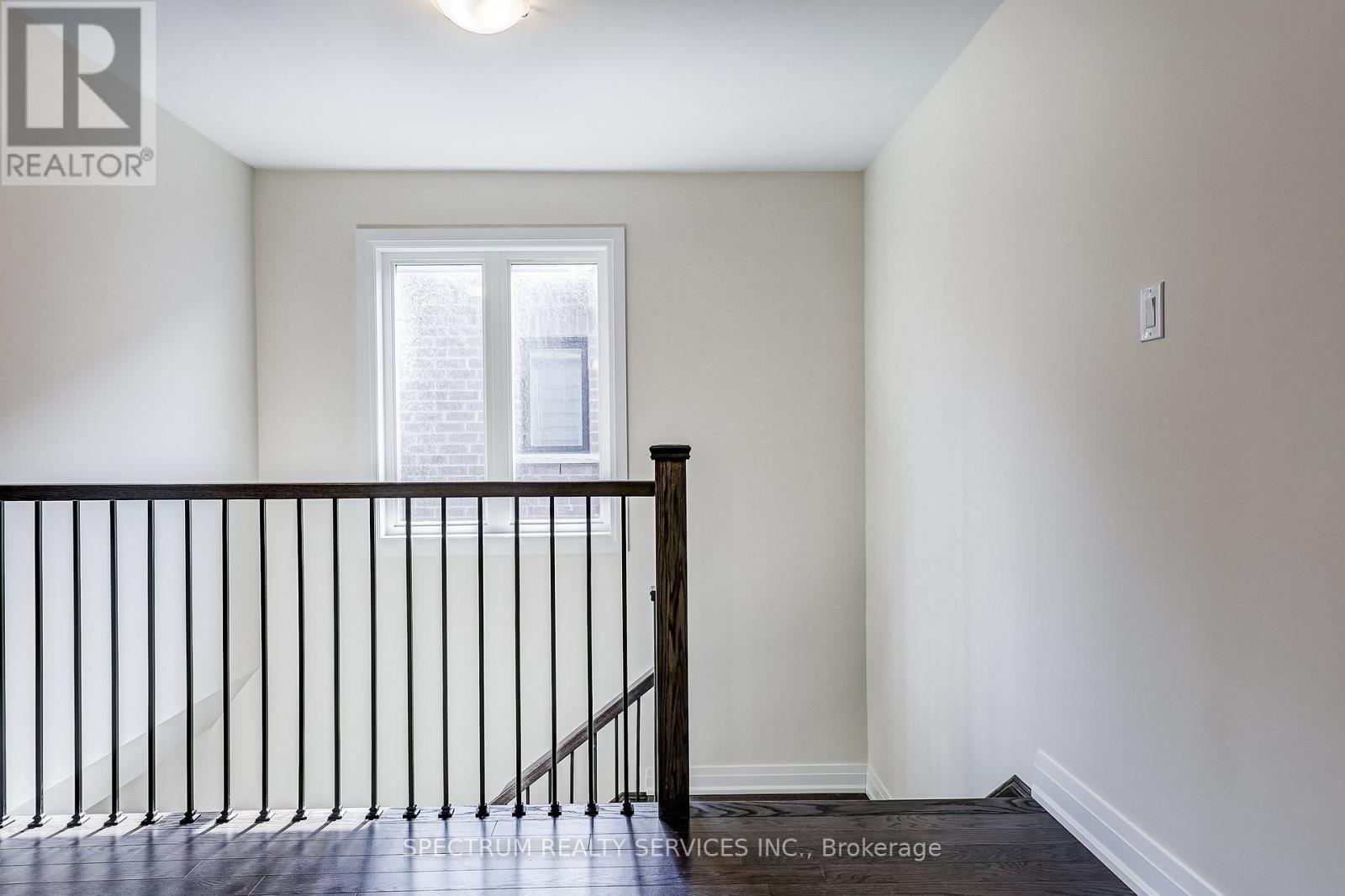 7 JOHN ROLPH STREET - 25