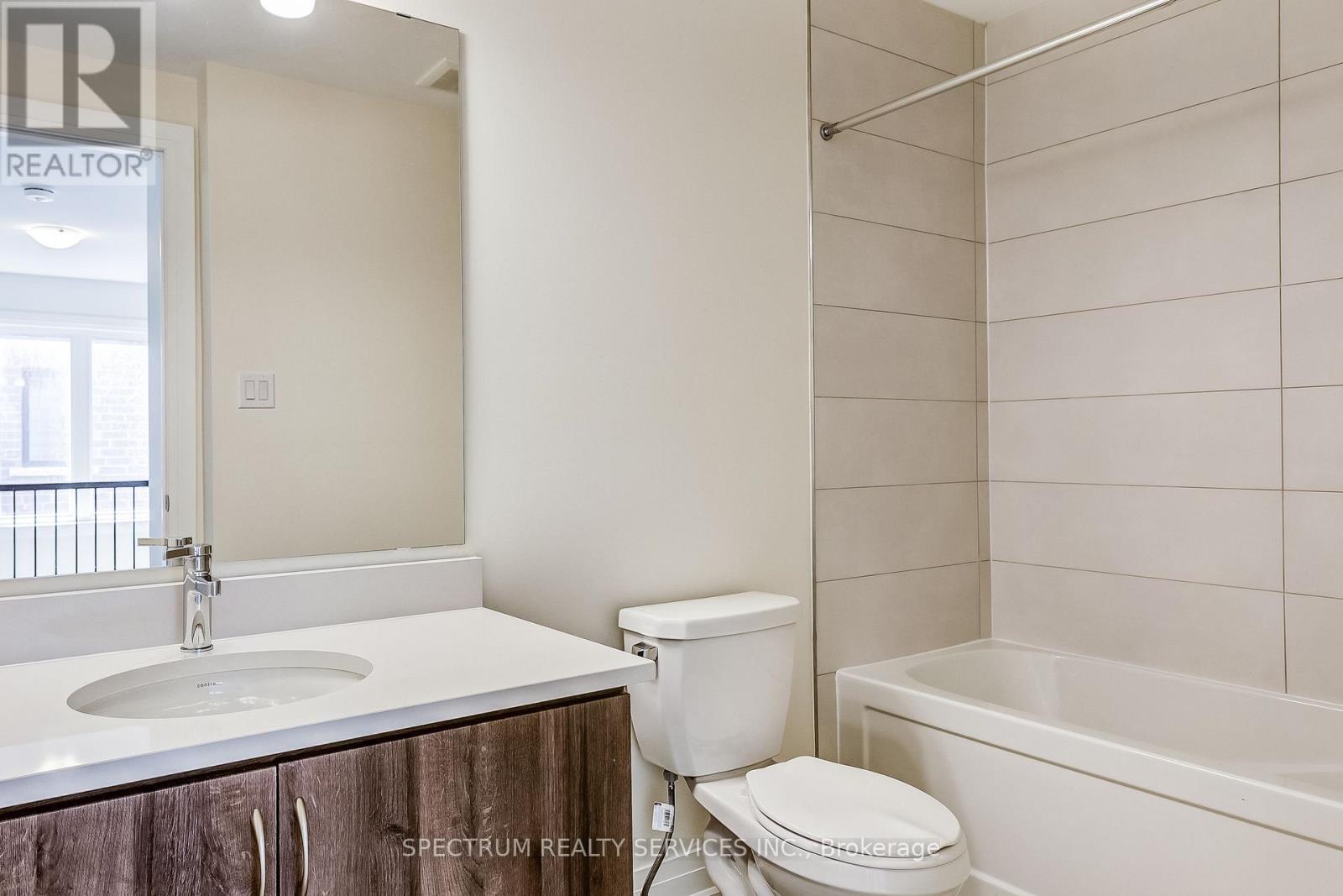 7 JOHN ROLPH STREET - 27