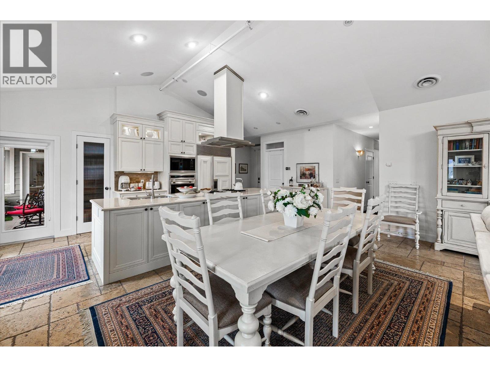 401 538 McKay Avenue, Kelowna