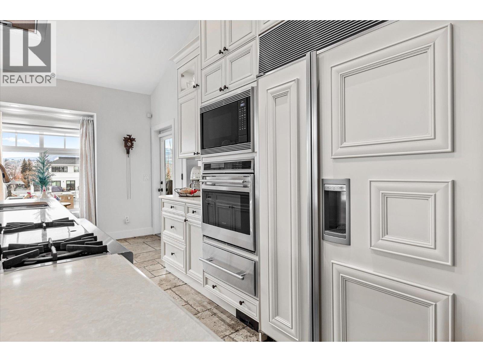 401 538 McKay Avenue, Kelowna