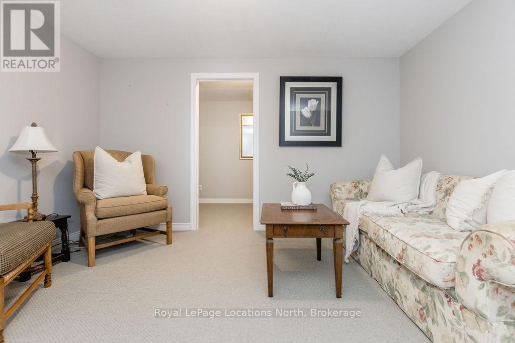 46 WILLIAM AVENUE,Wasaga Beach,,
