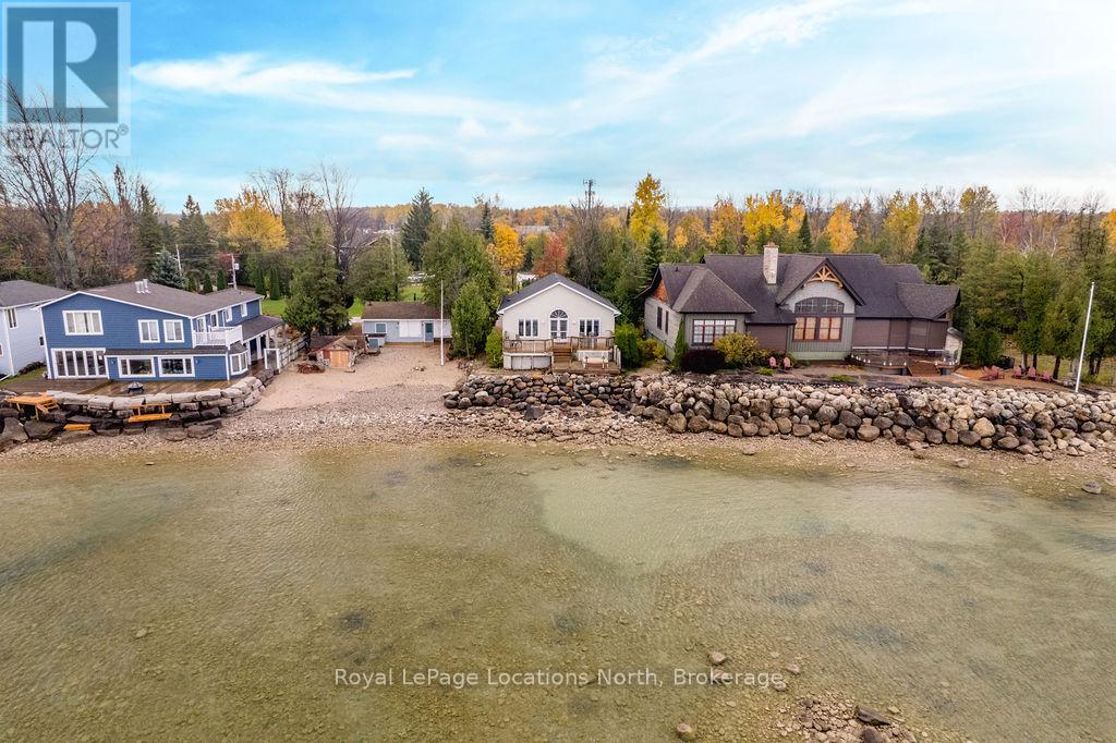 46 WILLIAM AVENUE,Wasaga Beach,,