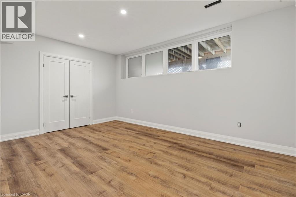 #1 35 MIDHURST Heights - 40