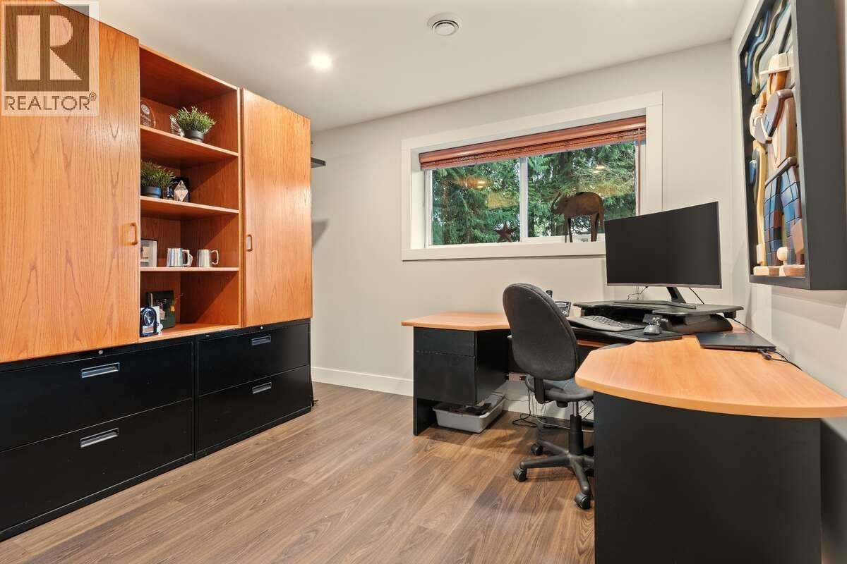 2685 BYRON ROAD, North Vancouver