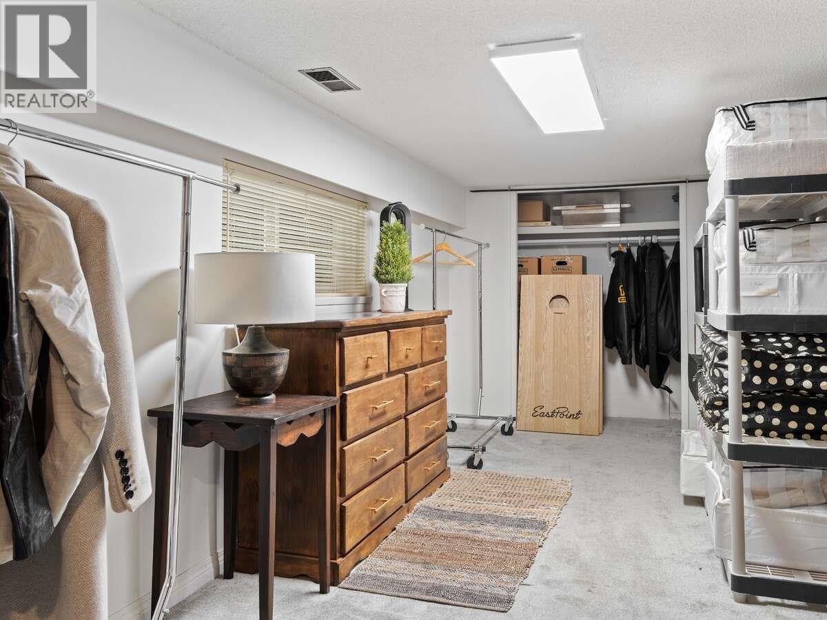 2685 BYRON ROAD, North Vancouver