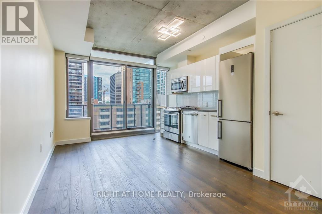 #1109 224 LYON STREET N - 16