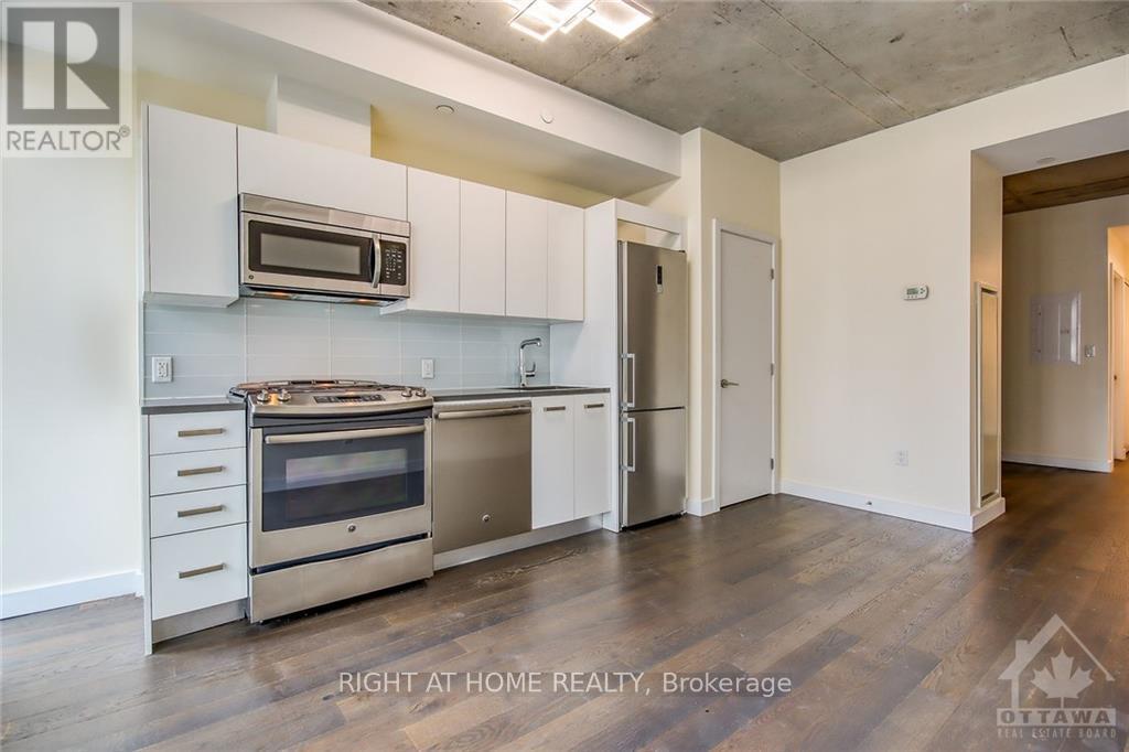 #1109 224 LYON STREET N - 19
