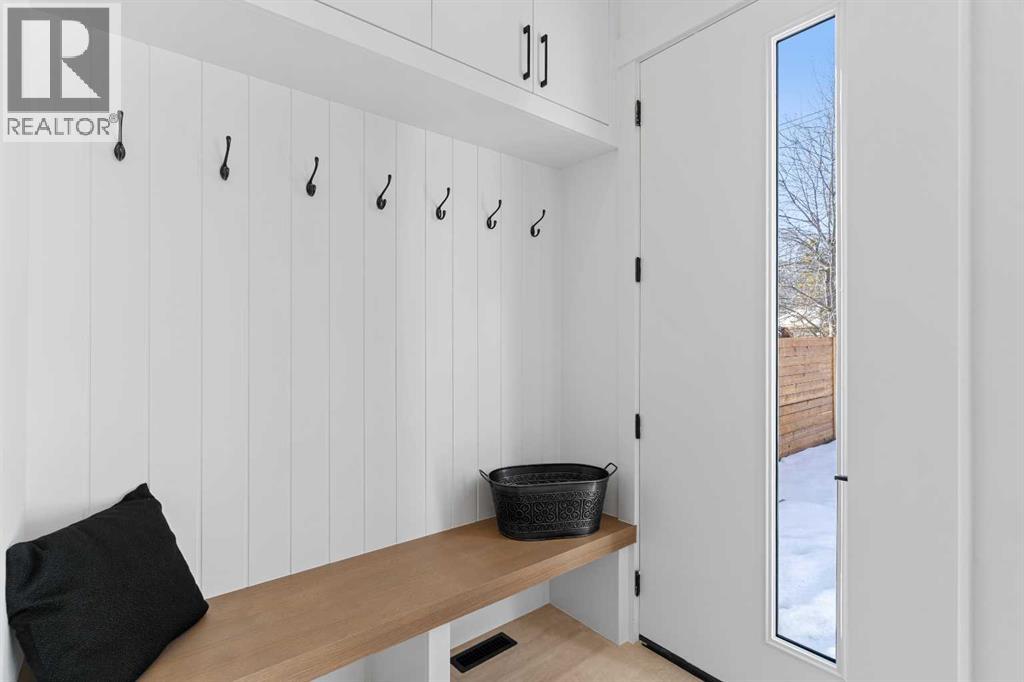 Single Family House for Sale in   Street SW Killarney/Glengarry Calgary 