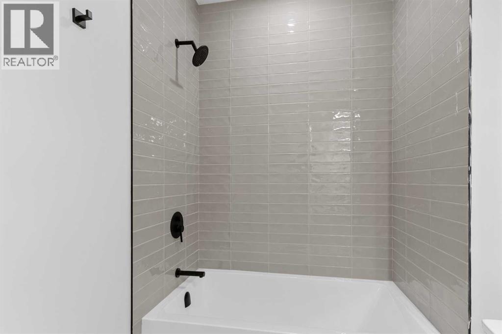 Single Family House for Sale in   Street SW Killarney/Glengarry Calgary 