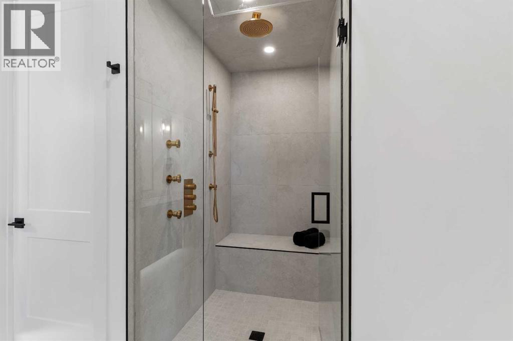 Single Family House for Sale in   Street SW Killarney/Glengarry Calgary 