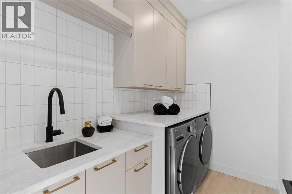 Single Family House for Sale in   Street SW Killarney/Glengarry Calgary 