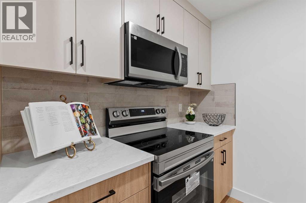 Single Family House for Sale in   Street SW Killarney/Glengarry Calgary 