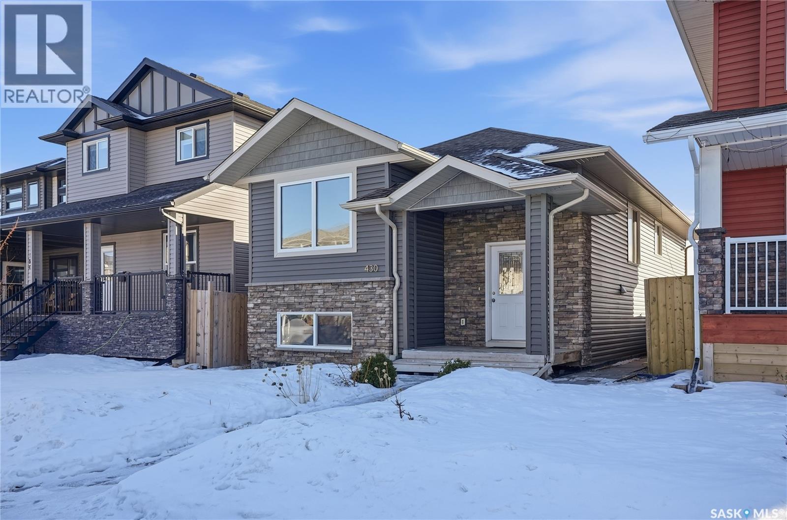 Single Family House Bi-level for Sale in  Boykowich STREET Saskatoon 