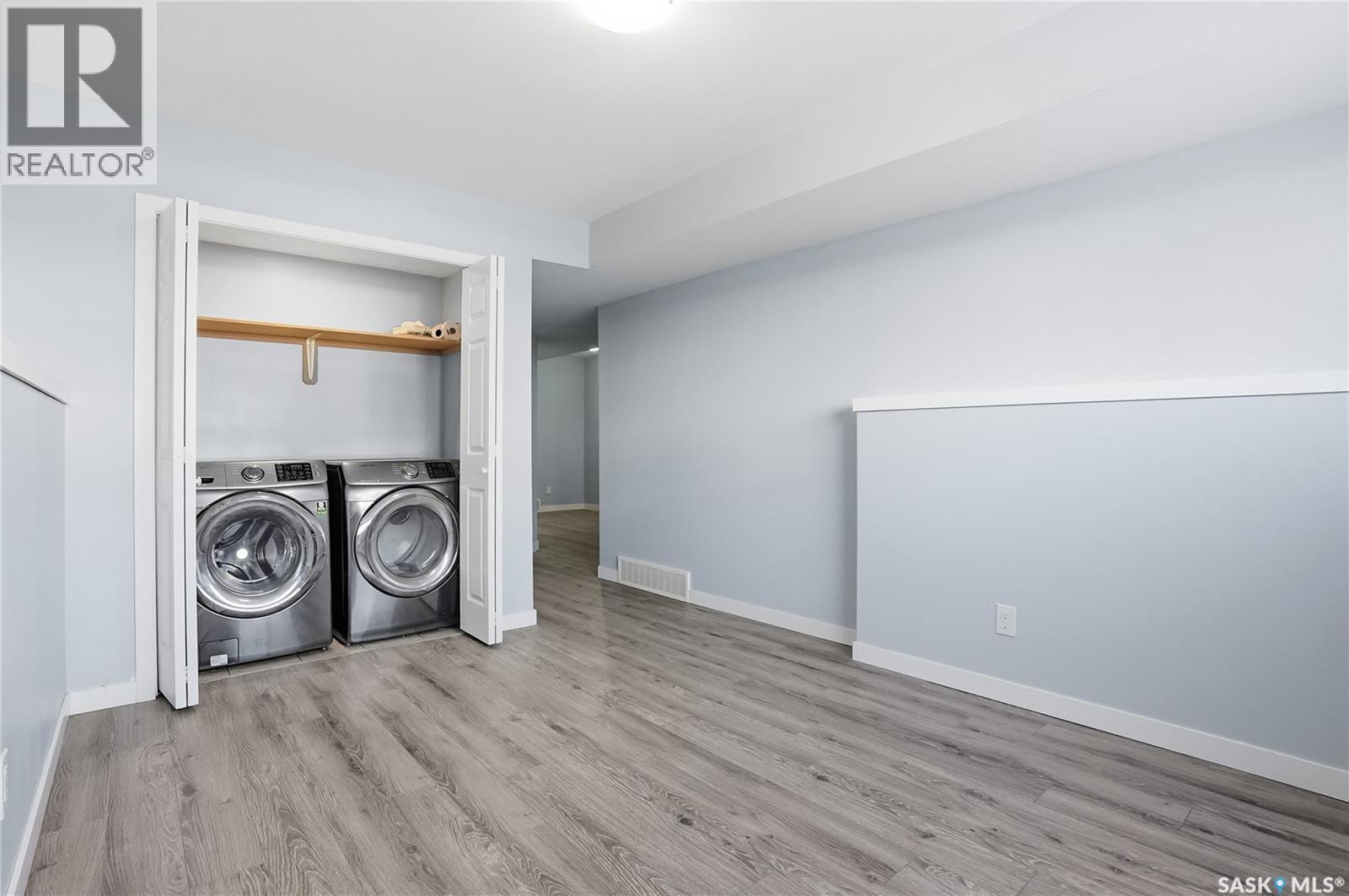 Single Family House Bi-level for Sale in  Boykowich STREET Saskatoon 