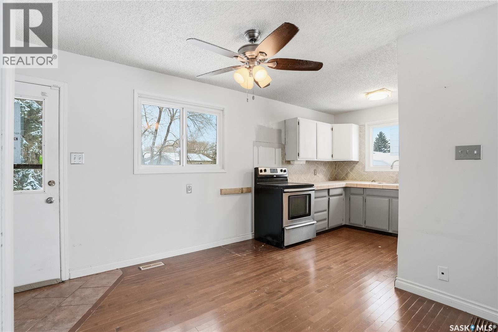 Single Family House for Sale in  Parkdale ROAD Saskatoon 