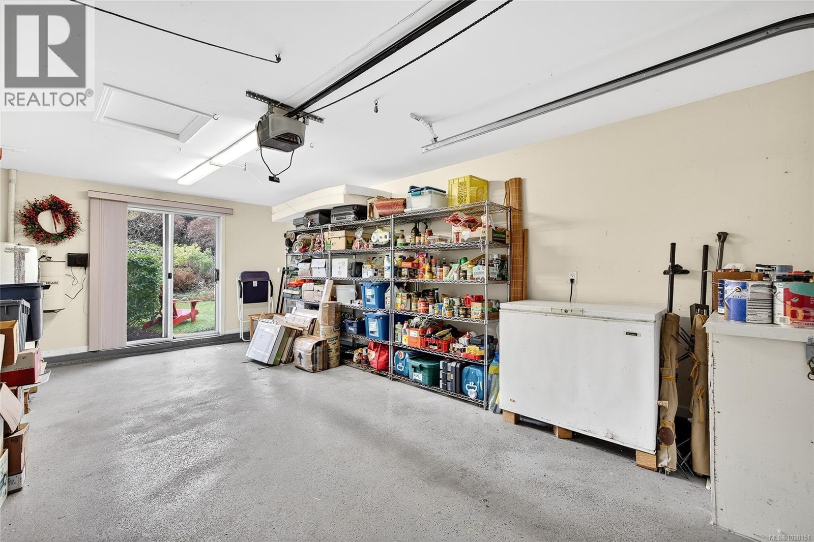 8 130 Corbett Road, Salt Spring