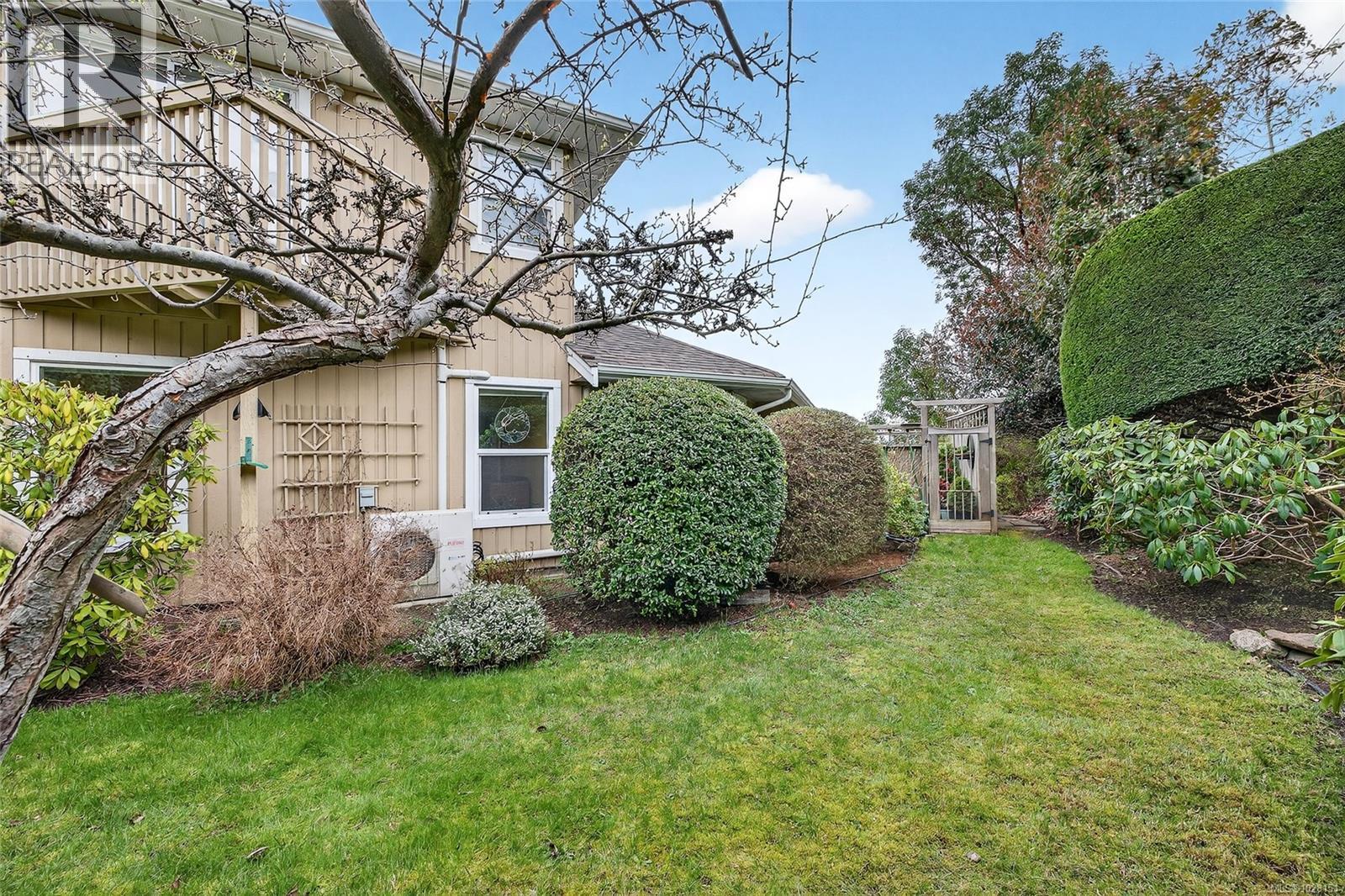 8 130 Corbett Road, Salt Spring