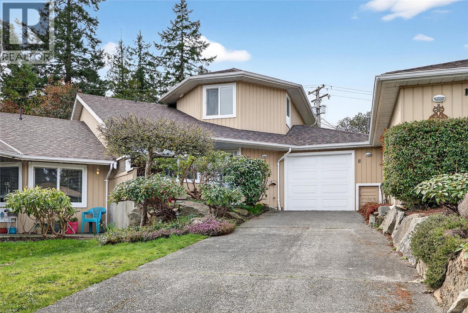 8 130 Corbett Road, Salt Spring