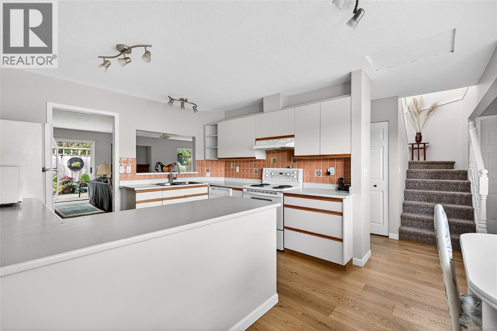 8 130 Corbett Road, Salt Spring