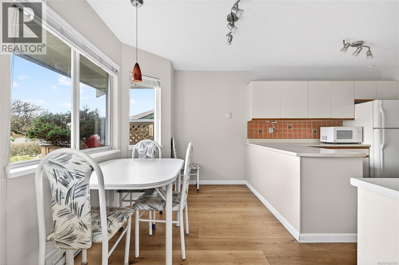 8 130 Corbett Road, Salt Spring