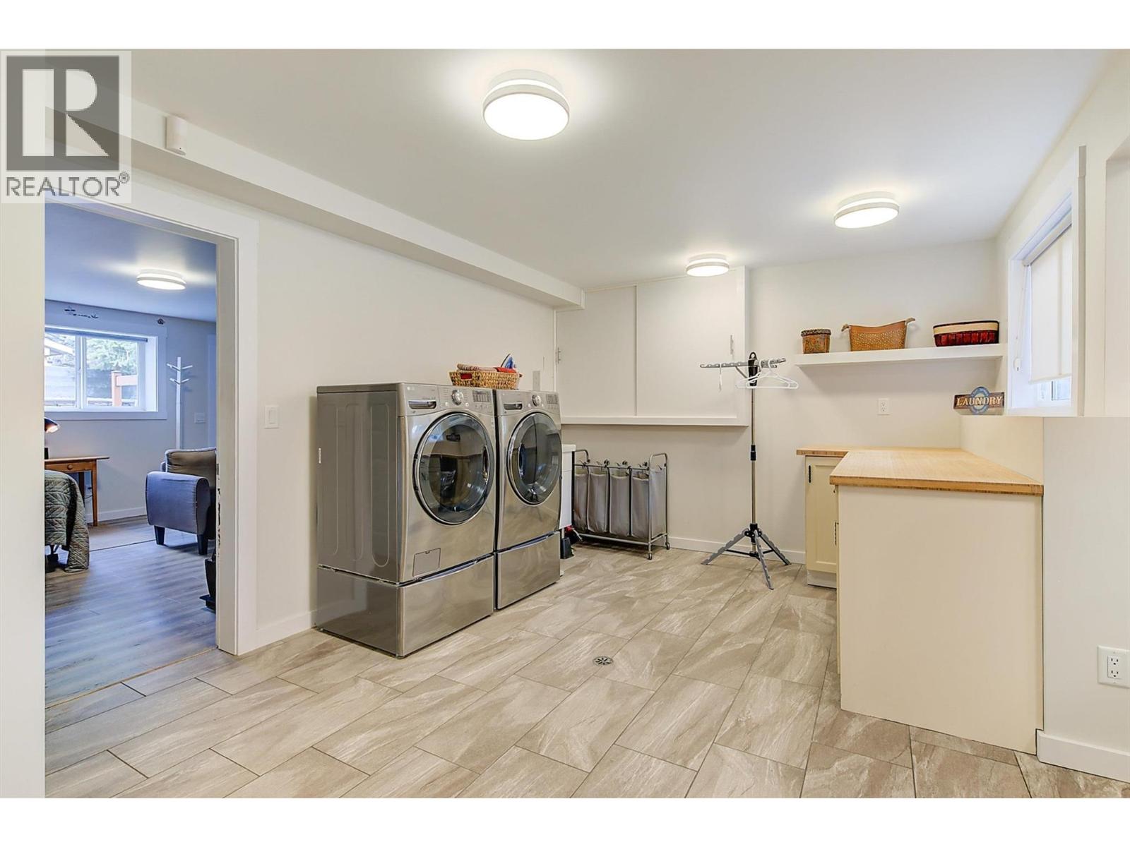 1506 Johnson Street, Summerland