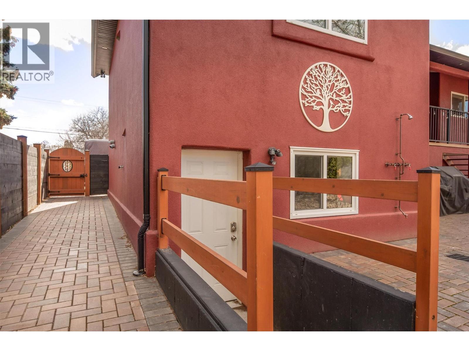 1506 Johnson Street, Summerland