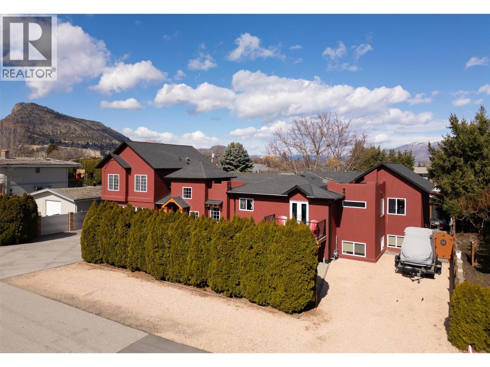 1506 Johnson Street, Summerland